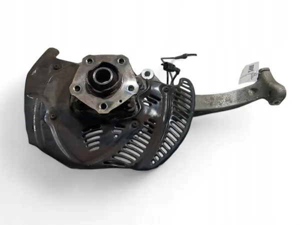 Buje de rueda delantera Audi OE 4M0407560 - Usado image 2