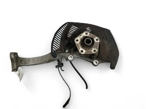 Buje de rueda delantera Audi OE 4M0407560 - Usado image 3
