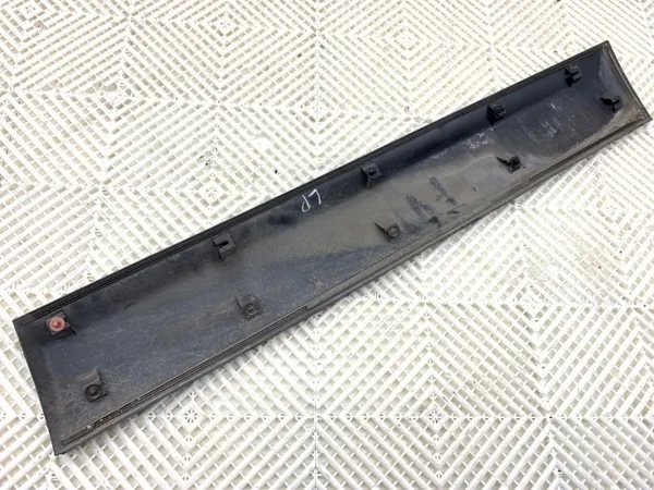 OEM LORK-1579-19888 Linke Vordere Türleiste Nissan Qashqai image 4