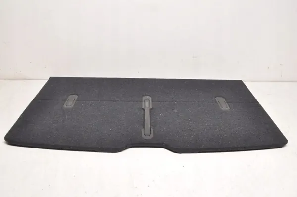 Alfombrilla de maletero Volvo XC40 OEM 273647 - Usado image 2