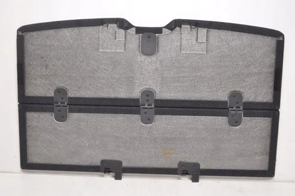 Alfombrilla de maletero Volvo XC40 OEM 273647 - Usado image 3
