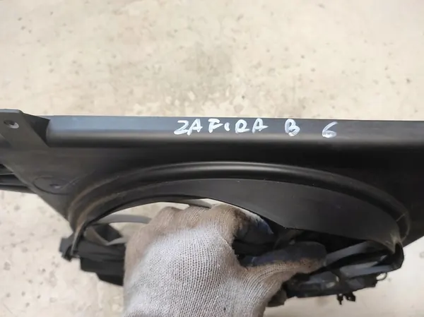 OPEL ZAFIRA B 1.9 CDTI Kylarrubrik image 4