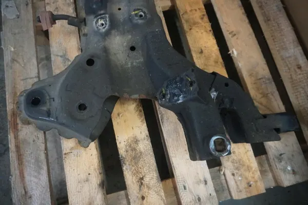 KIA VENGA Framhjulsbalk OEM KIA778836444 image 5