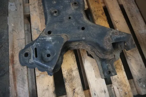 KIA VENGA Framhjulsbalk OEM KIA778836444 image 8