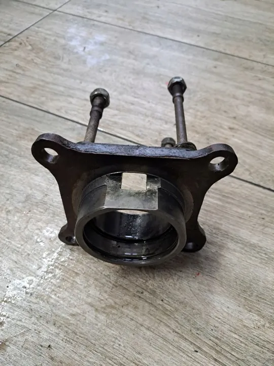 Plaque d'adaptation RENAULT DXI VOLVO FH FM image 2