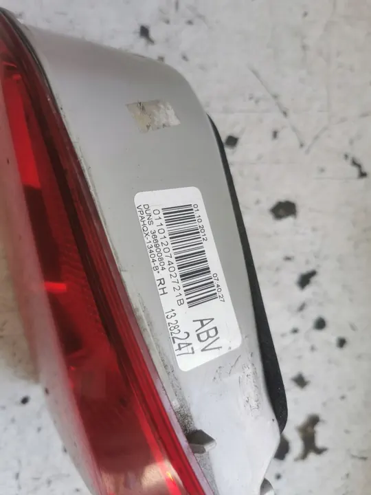 Opel Astra J Höger Bakljus 13282247 image 2