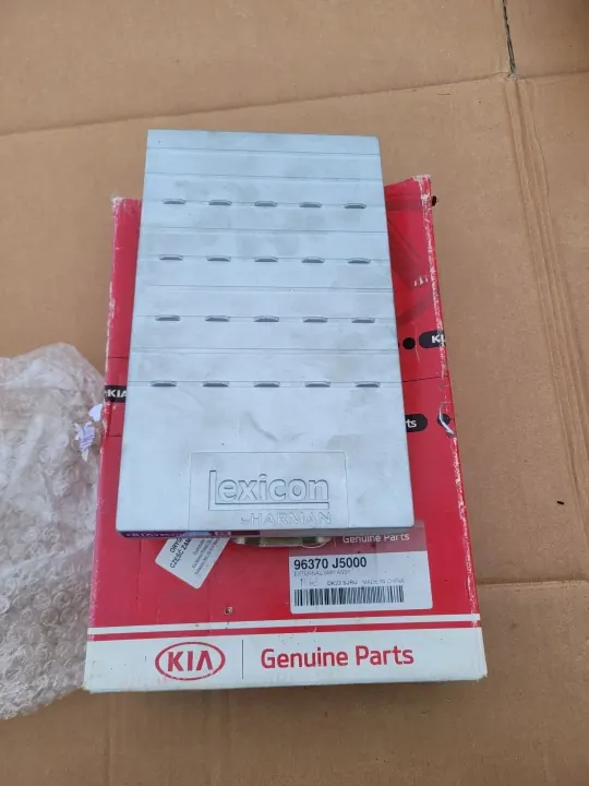 Amplificador KIA Stinger GT OEM 96370-J5000 image 2