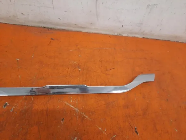 Volkswagen Touareg II Etupuskuri 14-18 7P6853079 image 5