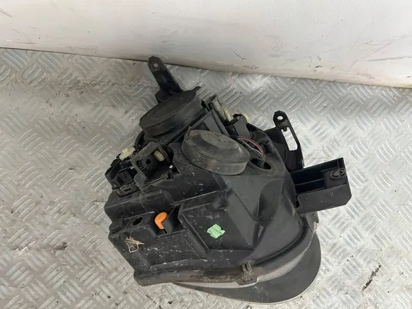 Nissan Juke I F15 Vasemman Etuvalon OEM 26060BV90B image 2