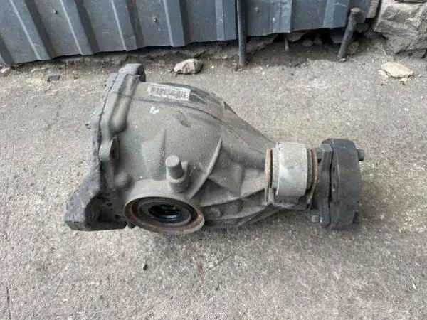 Reductor trasero MERCEDES-BENZ E Coupe (C207) 2.2L OEM 20735005142310573003 image 2