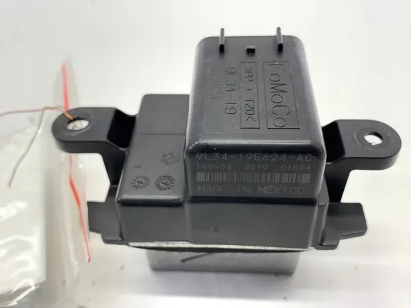 Résistor de souffleur d'air FORD MUSTANG V 9L34-19E624-AC image 3