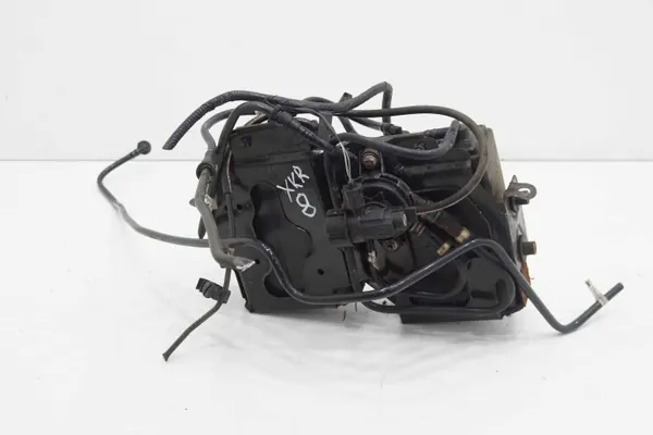 Filtre à charbon OEM NJA6110AA pour Jaguar XKR image 2