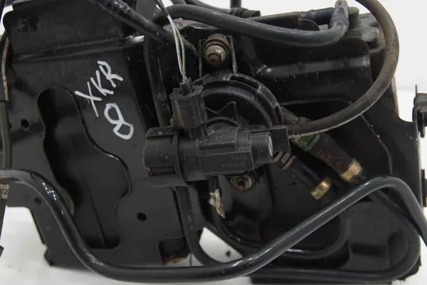 Filtre à charbon OEM NJA6110AA pour Jaguar XKR image 5