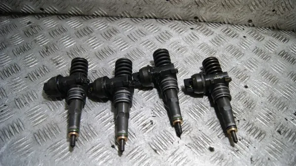 Pyyhinpumppu OEM 0414720037 Volkswagen Passatille image 2