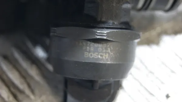 Pyyhinpumppu OEM 0414720037 Volkswagen Passatille image 4