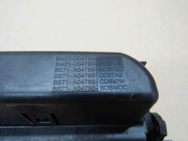 Cenicero Ford S-Max MK1 OEM 8M21U04788A image 6