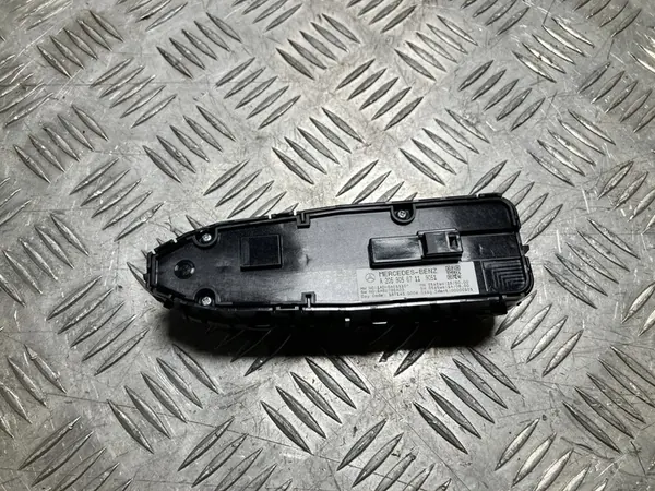 Mercedes Raam Schakel 205 A2059056711 image 2