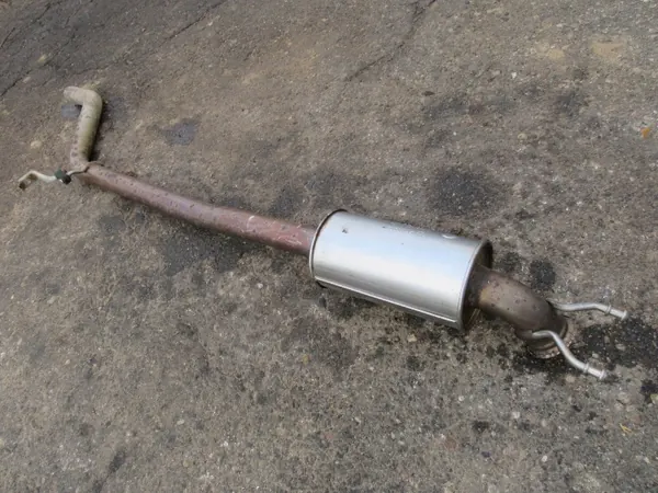 Silencieux central Mercedes-Benz A W176 OEM A2464910400 image 4