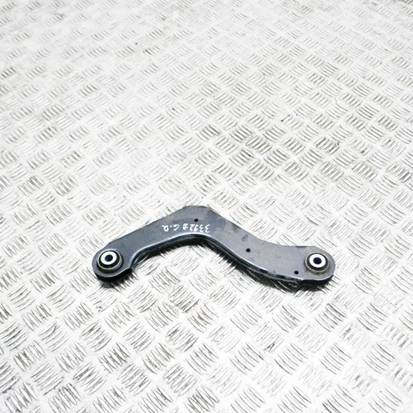 Volvo XC40 2025 Braccio Superiore Posteriore Destro OEM image 2