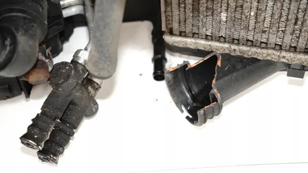 OEM 371117407 framremsa för Audi Q7 4L 05-09 image 10