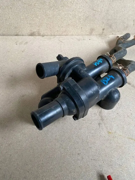 Thermostatgehäuse Chrysler OEM 04884568AC image 4