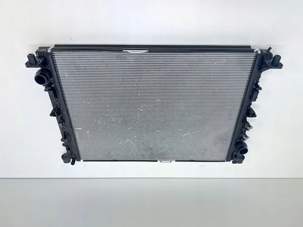 MERCEDES E-KLASA W213 63 AMG VATTENKYLARE A0995005303 image 5