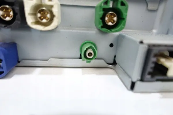 Audi MIB3 Navigaationlukijamoduuli OEM 8W2035043D image 5