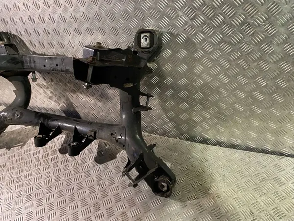 BMW Hinterachsträger OEM 6792507 - Gebraucht image 3