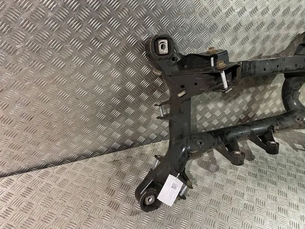 BMW Hinterachsträger OEM 6792507 - Gebraucht image 5