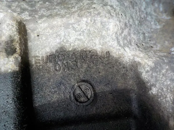Oljepanna MAGENTIS för Kia/Hyundai 2.0 CRDI - Begagnad image 3
