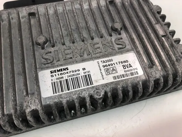 Calculateur de boîte OEM 20344253 pour Peugeot 307 image 3