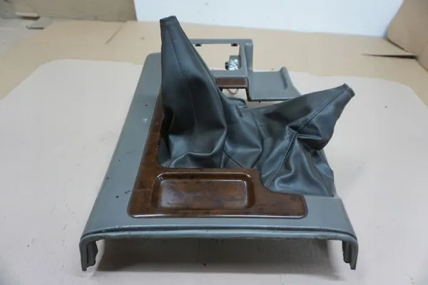 Middentunnel afdekking Nissan Patrol Y61 OEM PATROL Y61 TUNEL ŚRODKOWY 19016 image 7