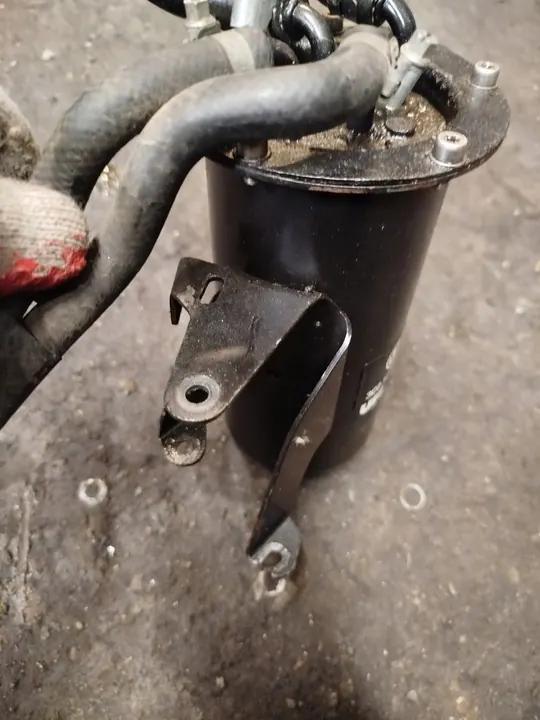 Carcaça do Filtro de Combustível / VW Touran I Passat B6 / 1.9 TDI 2.0 TDI image 4