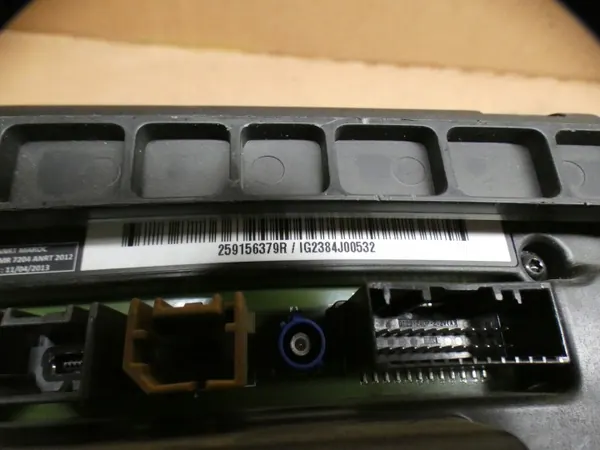 Écran Navigation Renault Captur OEM 259156379R image 5