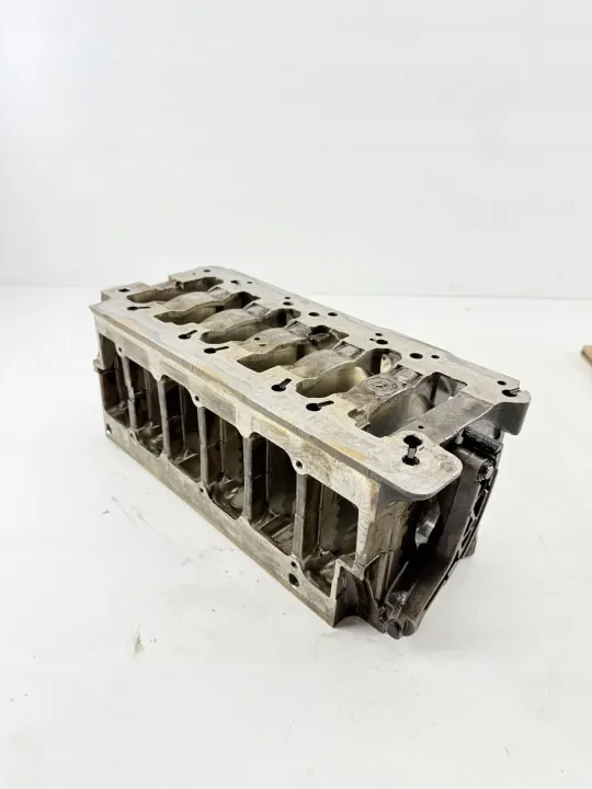 Porsche Cayman 987 motorblok OEM 99610100722 image 3