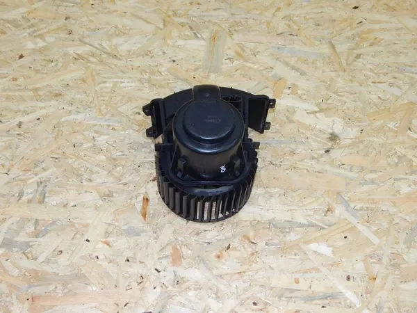 Ventilateur de chauffage VW T5 OEM V15031936 - Occasion image 3