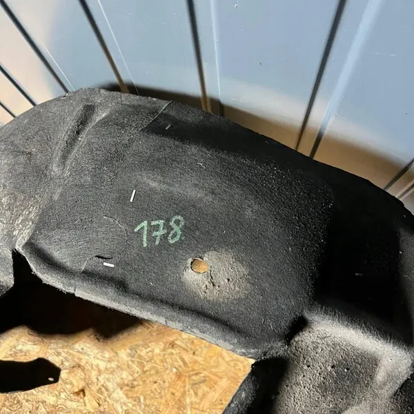 AUDI A5 8T Front Left Wheel Arch OE 8T0853887F image 5