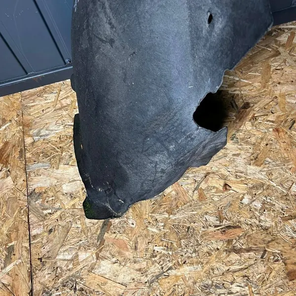 AUDI A5 8T Front Left Wheel Arch OE 8T0853887F image 6