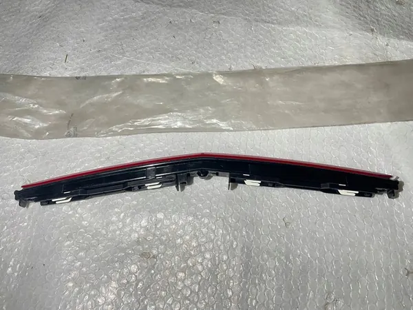 Mercedes-Benz E C207 W207 Luz de Freio Traseira image 5