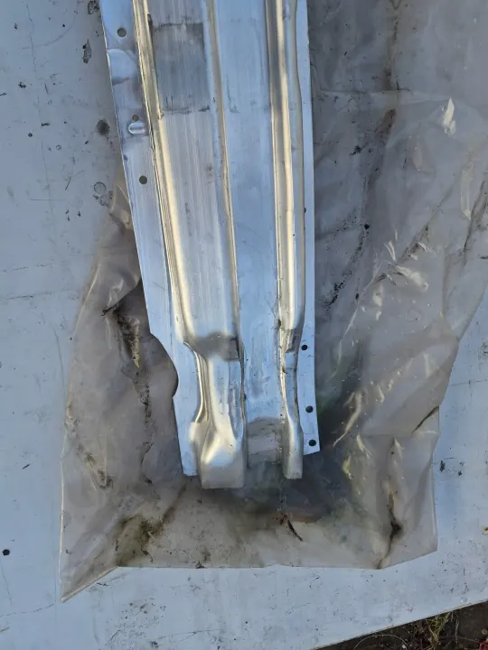 Audi A4 B7 B6 bakre stötfångarbalk OEM 8E0807313L image 4