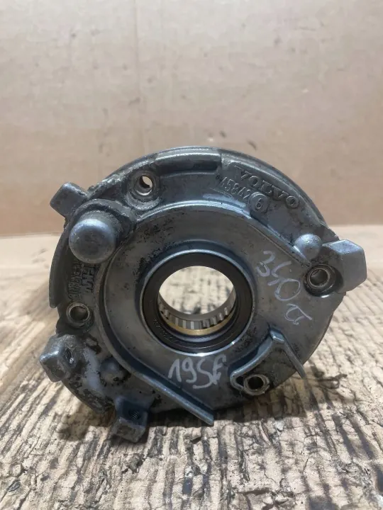 Volvo S80 Oljepump OEM 945842 - Begagnad image 2