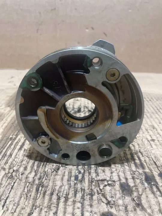 Volvo S80 Oljepump OEM 945842 - Begagnad image 3