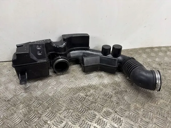 Subaru Impreza V Sisäilmansuodinkanaali OEM 14456AA50A image 7