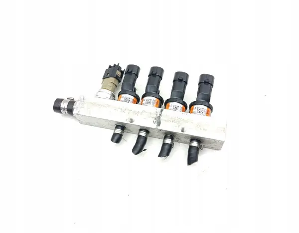 LPG-insprutningsräls OEM 09SQ99020022 - Begagnad image 2