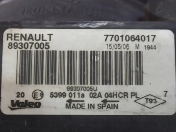 RENAULT MEGANE II 02-05 Farol Direito 7701064017 image 9