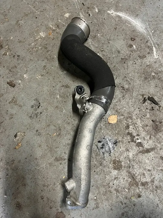 RENAULT Duto de ar inferior MEGANE IV 144607562R image 2