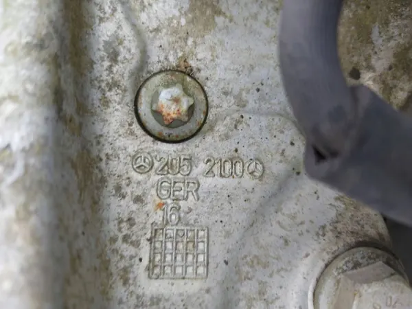 Rotule de direction gauche avant OEM 2052100 Mercedes-Benz image 3