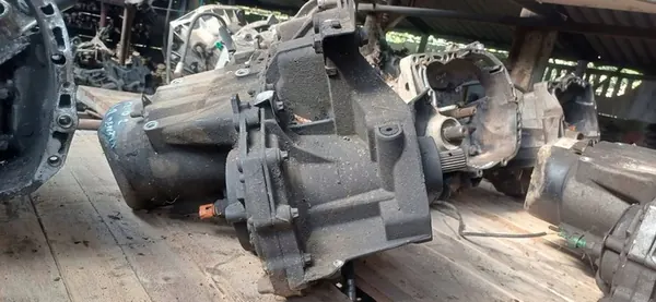 Kokonainen vaihteisto Renault Clio II 1998 image 2