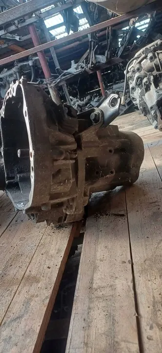 Kokonainen vaihteisto Renault Clio II 1998 image 4