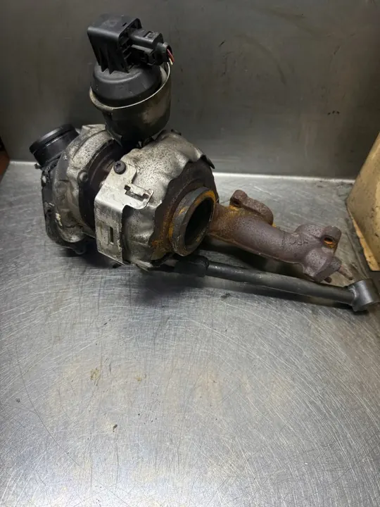 Volkswagen OE 03L253019J Turboaggregat image 4
